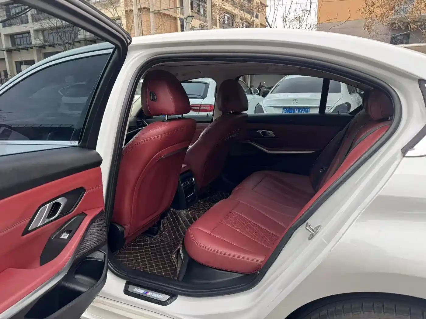 BMW 3 Series 2024 320Li M Sport Package фото 6