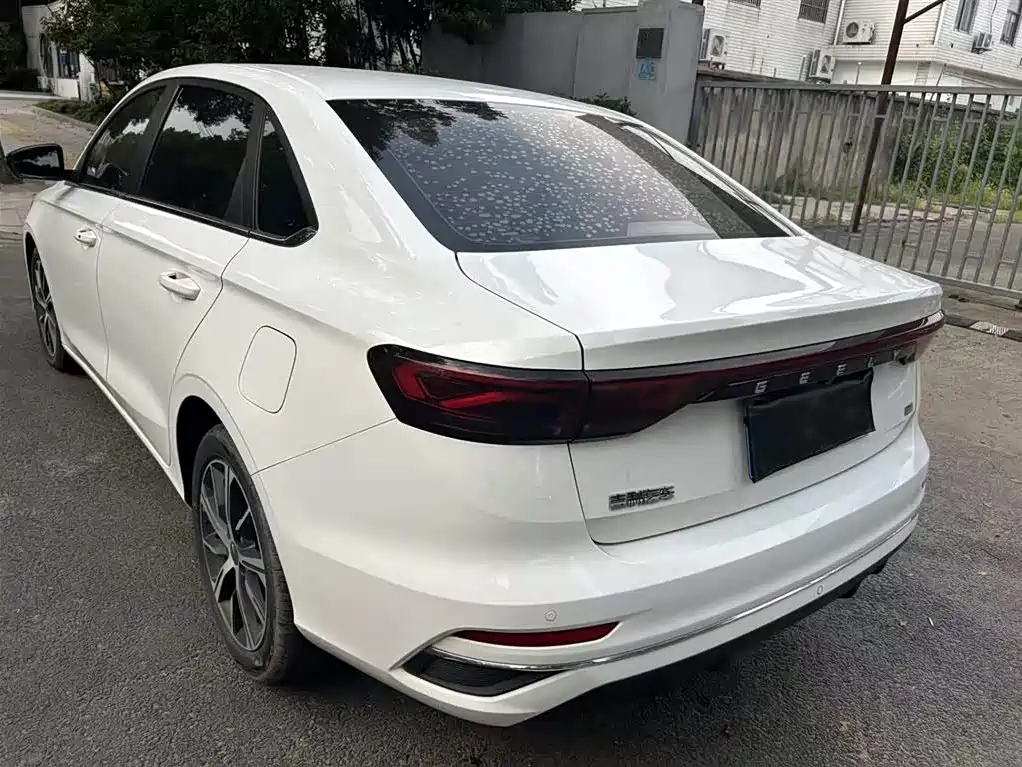 GEELY AUTOMOBILE EMGRAND