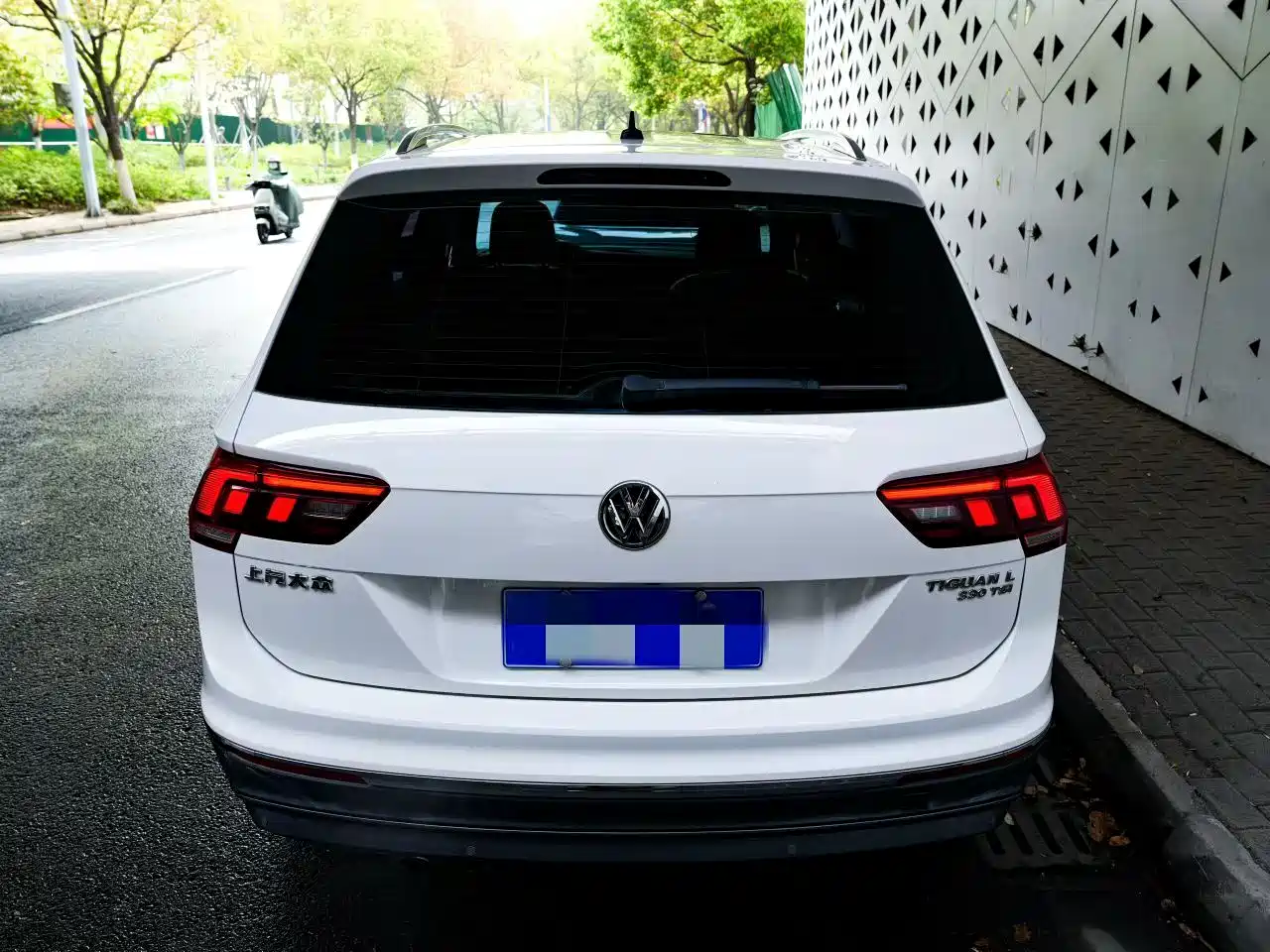 Volkswagen Tiguan L 2019 Facelift 330TSI Auto 2WD Panorama Comfort China VI фото 3