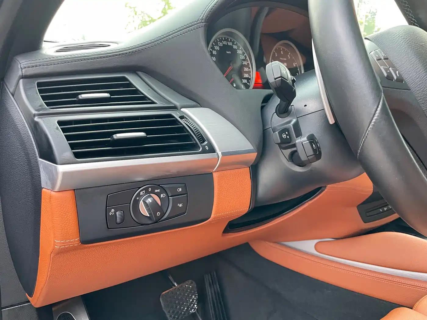 BMW X6 M 2013 X6 M фото 27