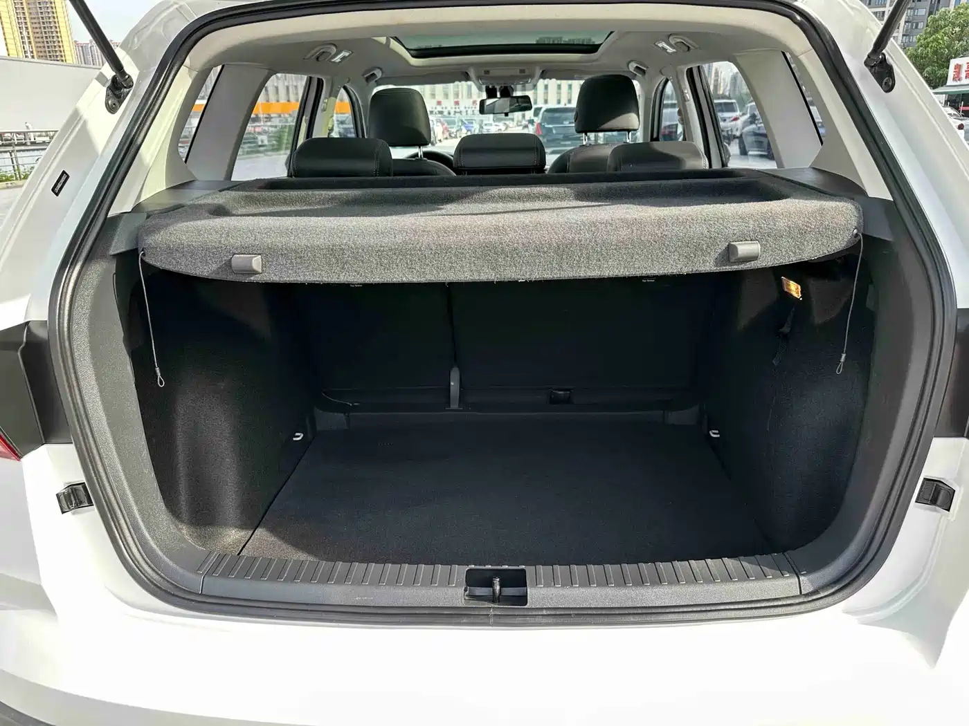 VOLKSWAGEN TUYUE