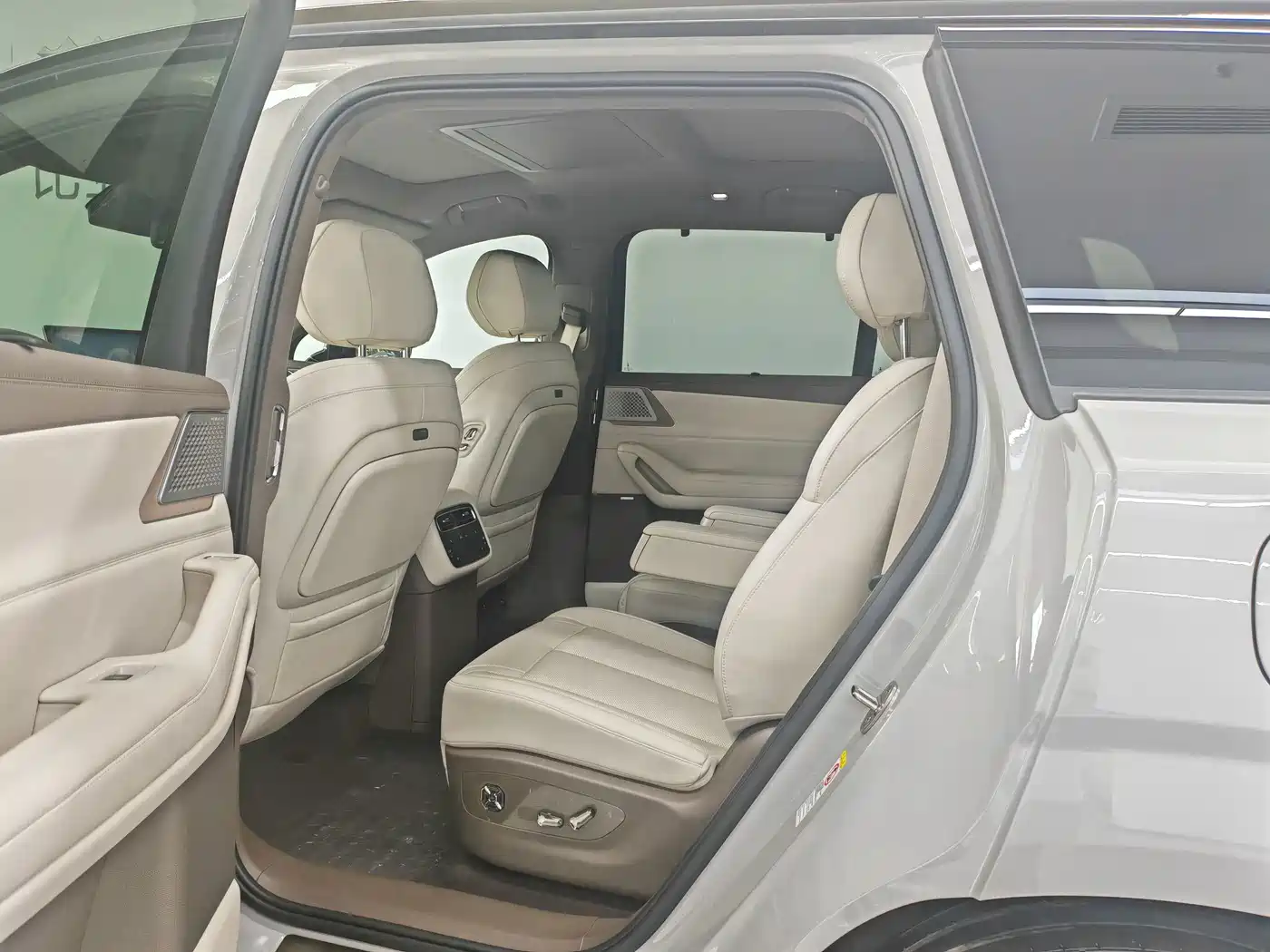 Denza N8L 2025 2025 Standard