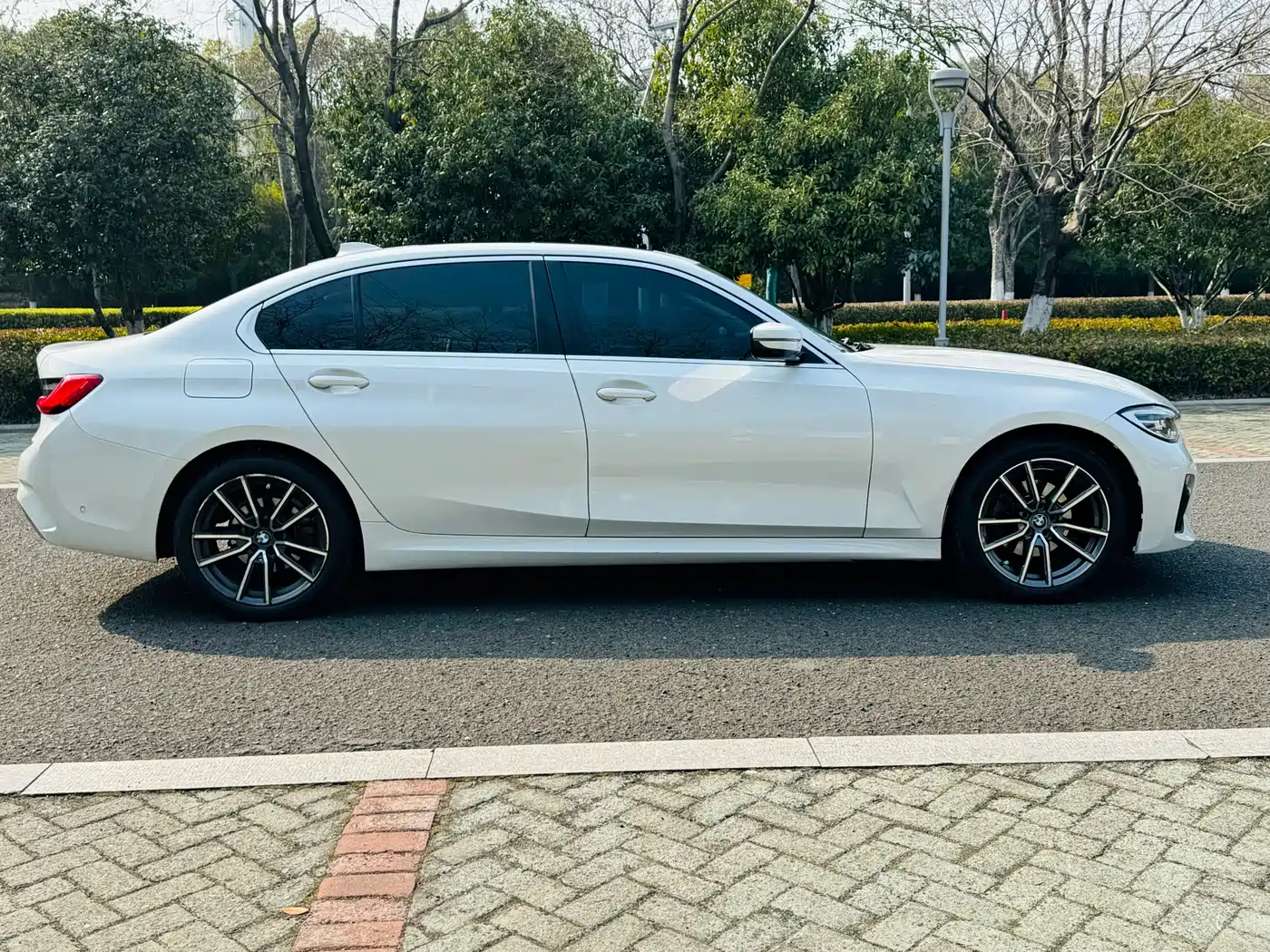 BMW 3 Series 2020 325Li M Sport Package фото 7