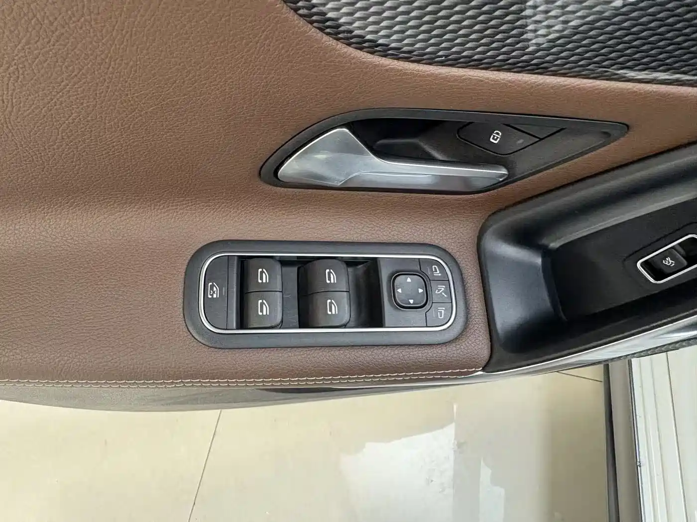 Mercedes-Benz A-Class 2019 Facelift A 200 L Sports Sedan фото 10