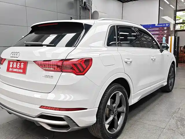 Audi Q3 2022 35 TFSI Fashion Dynamic — фото 4