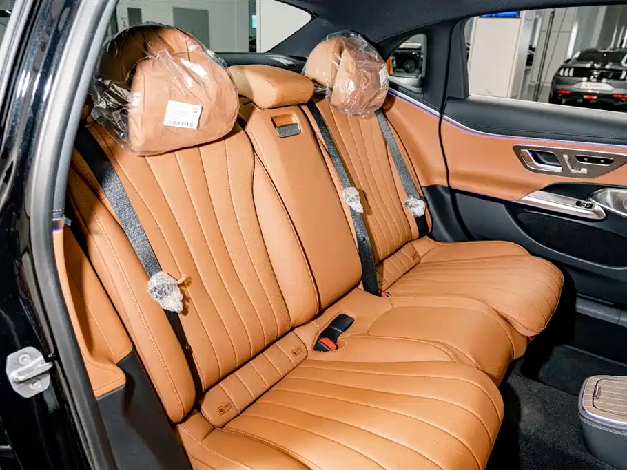 Mercedes-Benz E-Class 2026 E 300 L Luxury фото 19