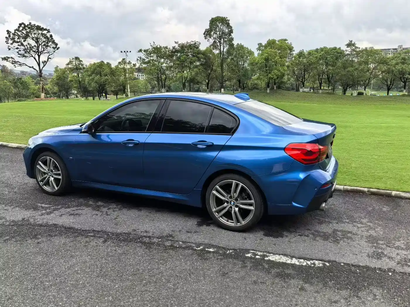 BMW 1 Series 2019 120i Leading M Sport Package фото 7