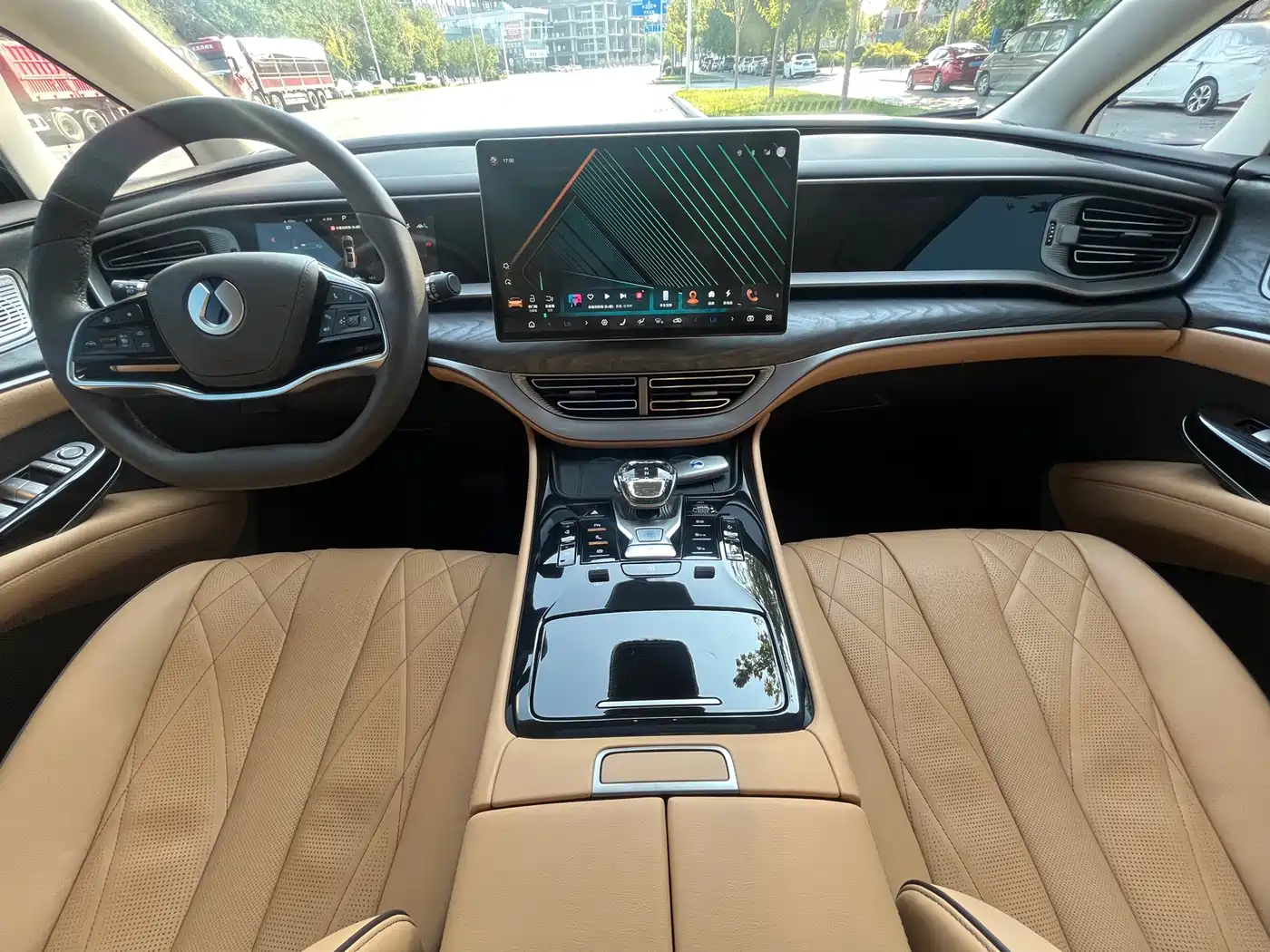Denza D9 2026 2024 DM-i 980 AWD Premium
