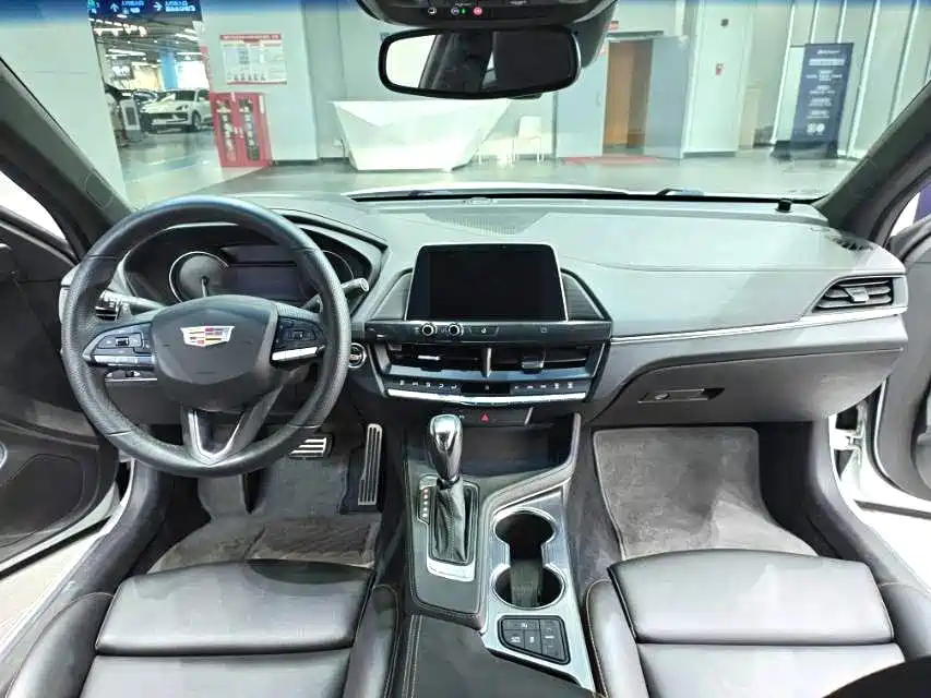 Photo 6 - Cadillac CT4