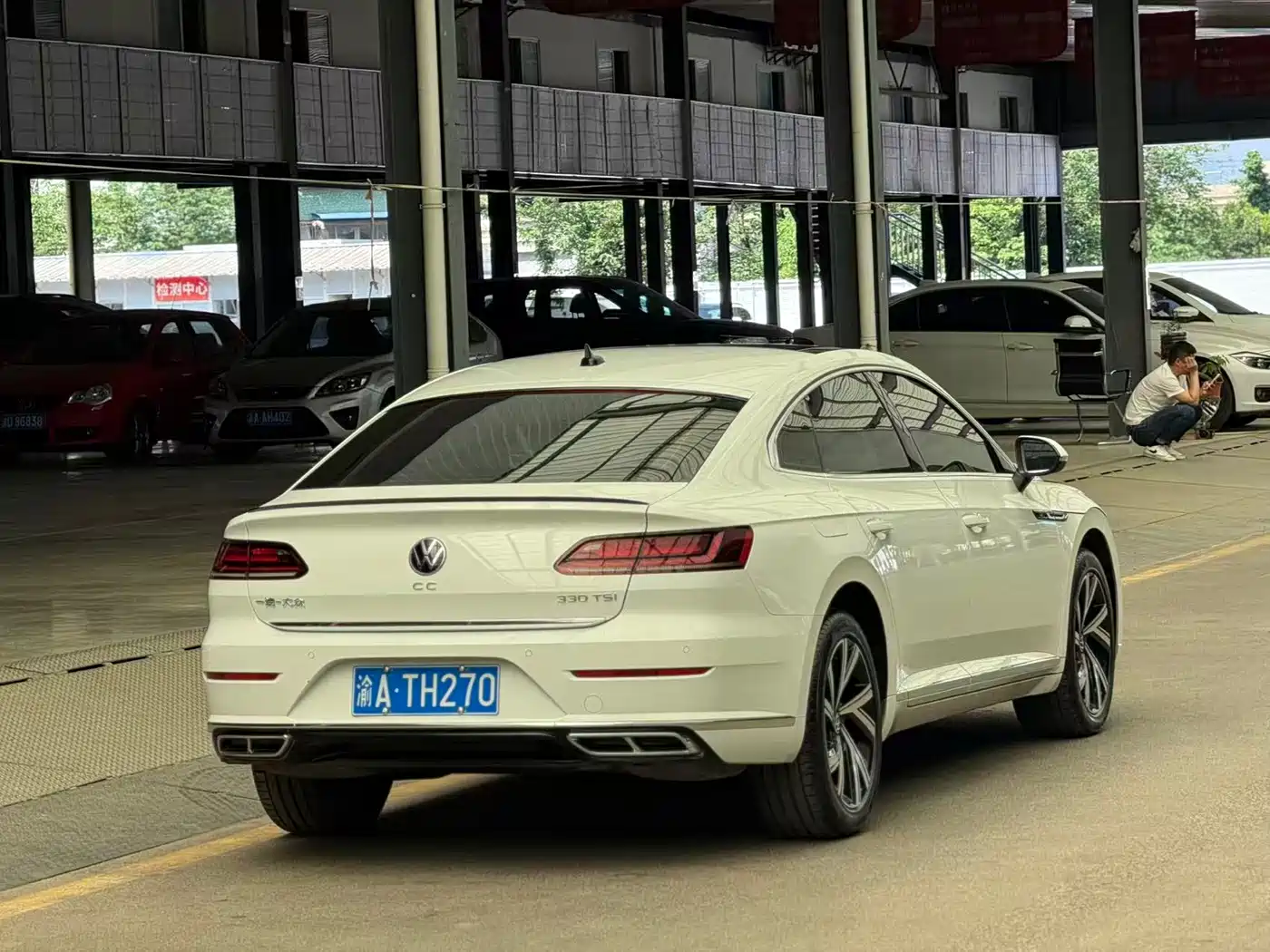 Volkswagen FAW-Volkswagen CC 2024 330TSI Dazzling Edition фото 14