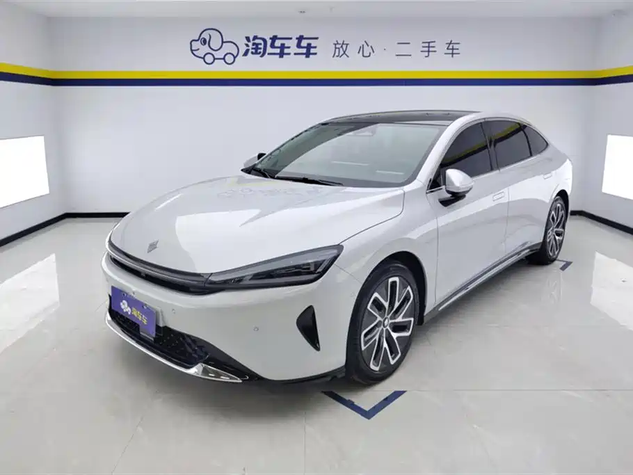 Baojun Enjoyment 2025 PHEV 140km Chauffeur Edition