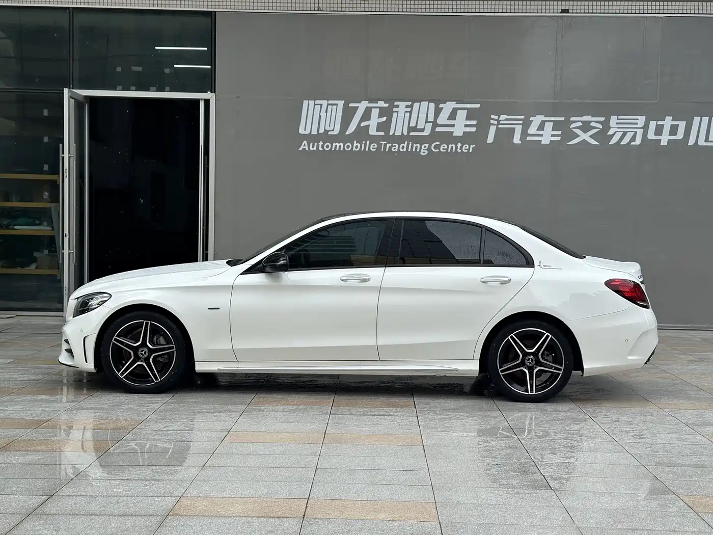 Mercedes-Benz C-Class 2021 C 260 L Sport Starry Exclusive Edition фото 18