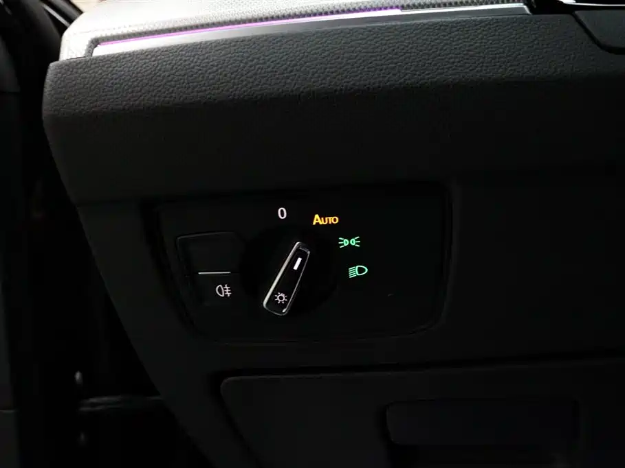 Volkswagen Magotan GTE Plug-in Hybrid 2022 GTE Luxury фото 21
