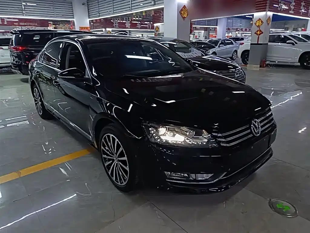 Volkswagen Passat 2015 1.8TSI DSG Prestige Edition фото 4