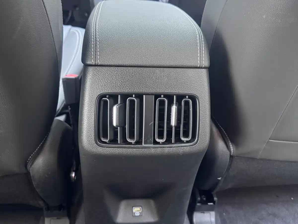 Hyundai Beijing Hyundai ix35 2021 240TGDi DCT 2WD GLS Leading Edition фото 10