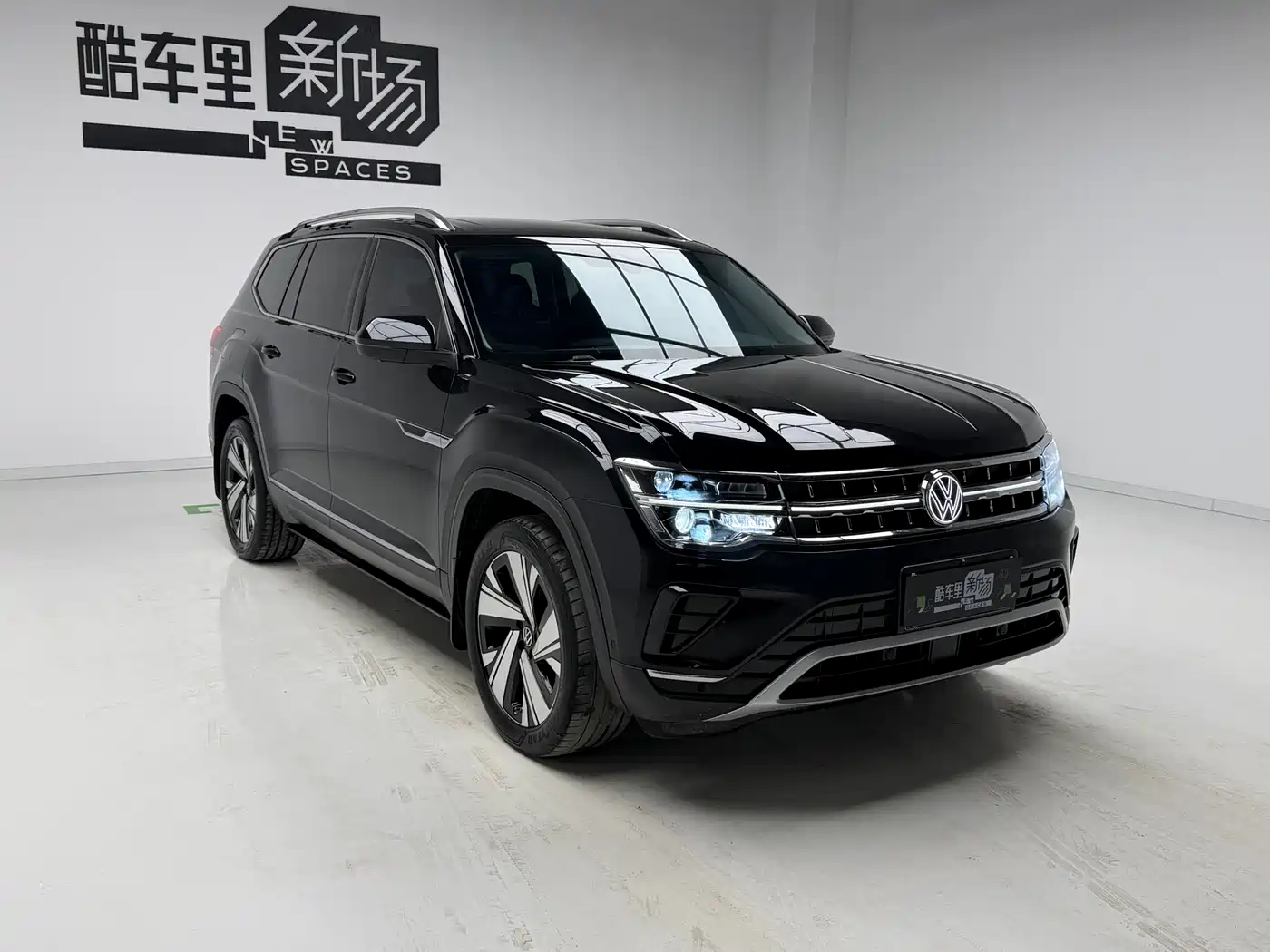 Volkswagen Teramont 2024 380TSI 4WD Prestige Luxury Edition фото 3