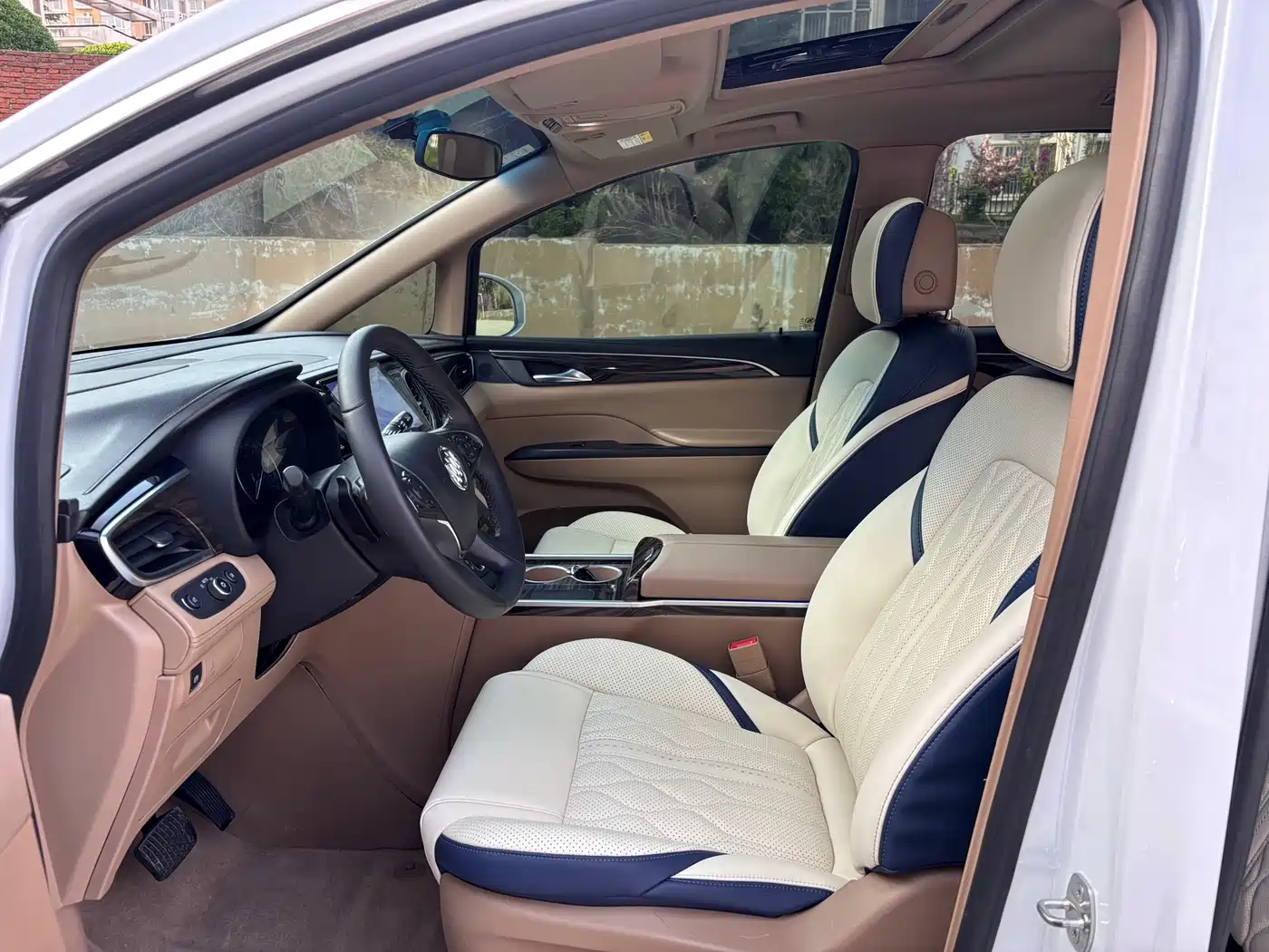 Buick GL8 2017 ES 28T Premium China V фото 24