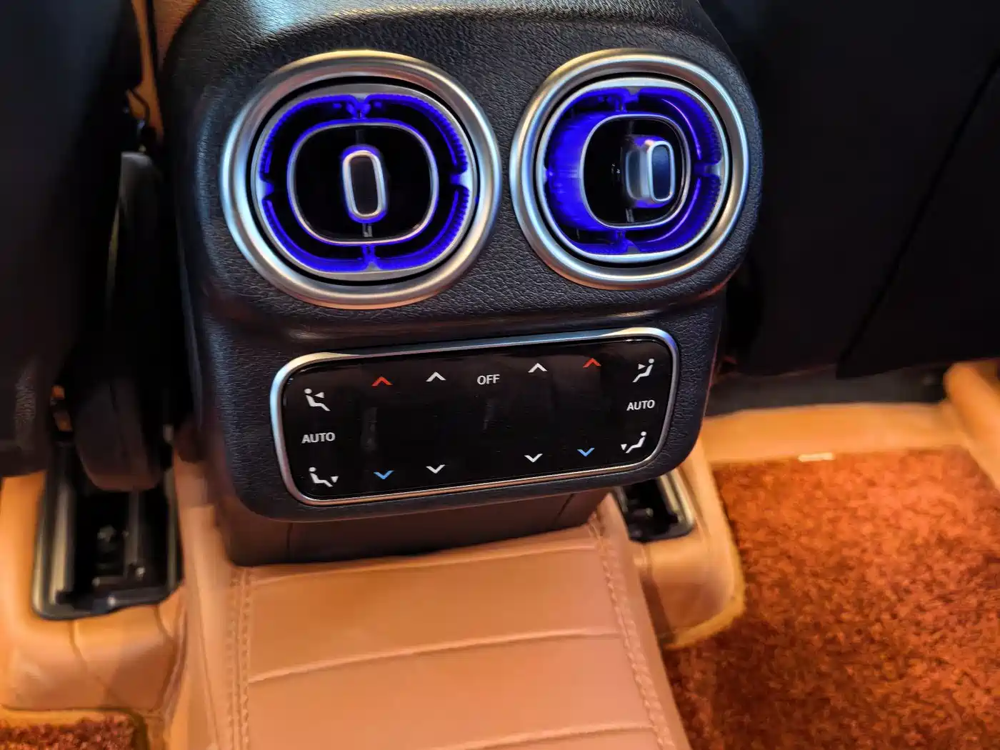 Mercedes-Benz GLC 2025 GLC 300 L 4MATIC Dynamic 5-seater фото 16