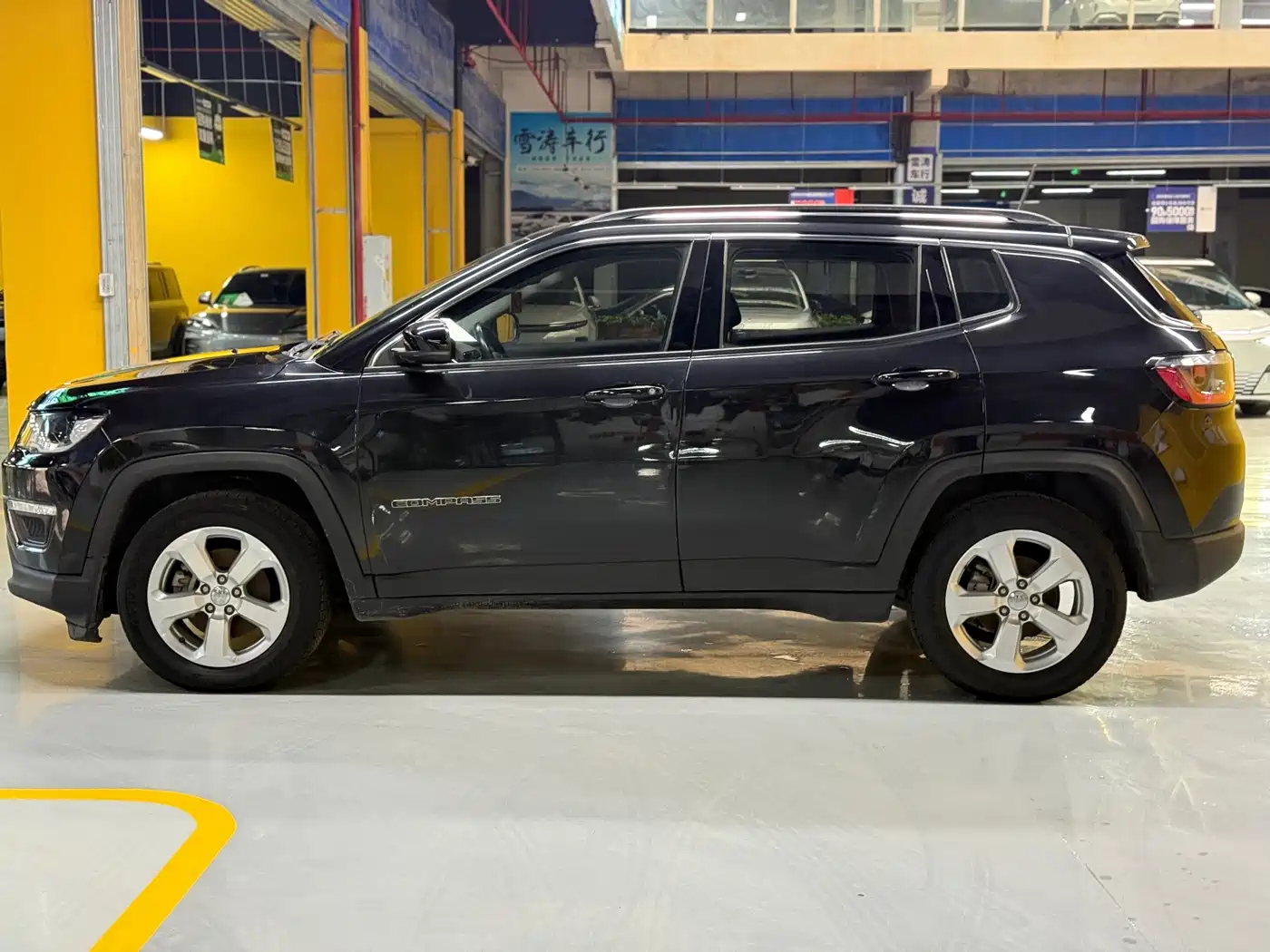 Jeep Compass 2020 2019 220T Automatic Family Edition