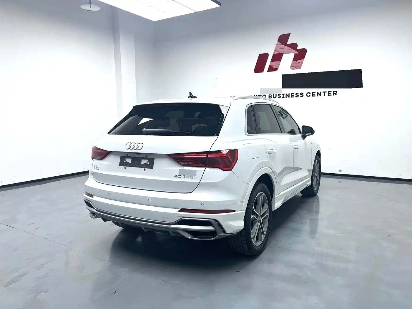 Фото 4 - Audi Q3