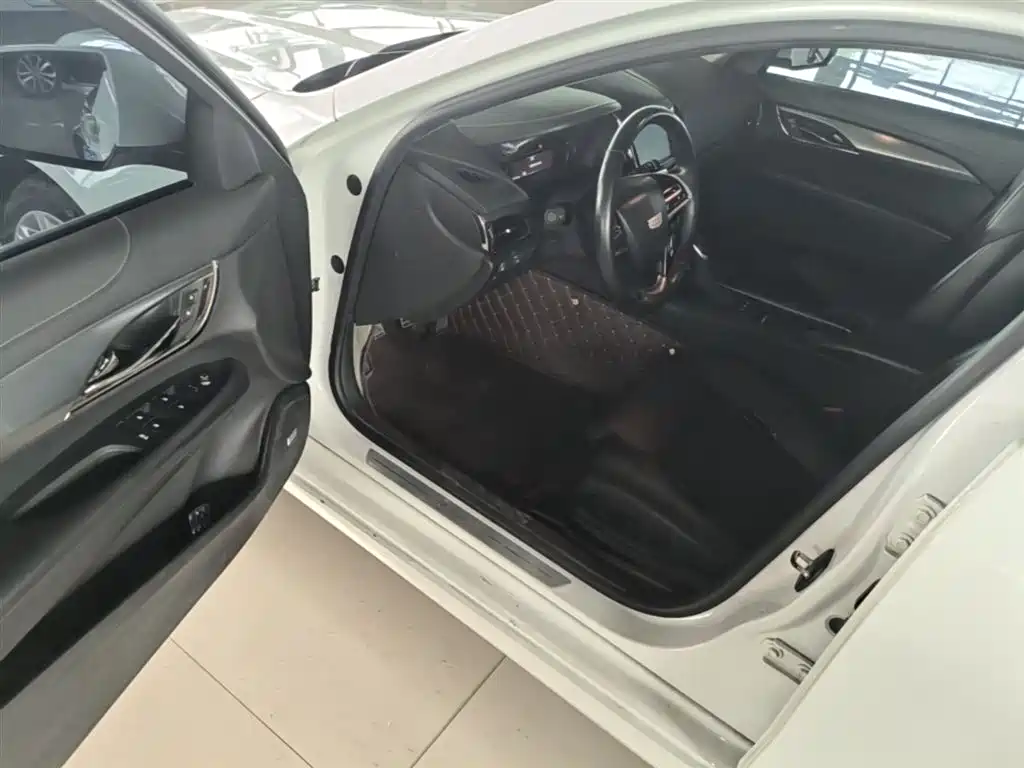 Cadillac ATS-L 2017 28T Technology фото 16