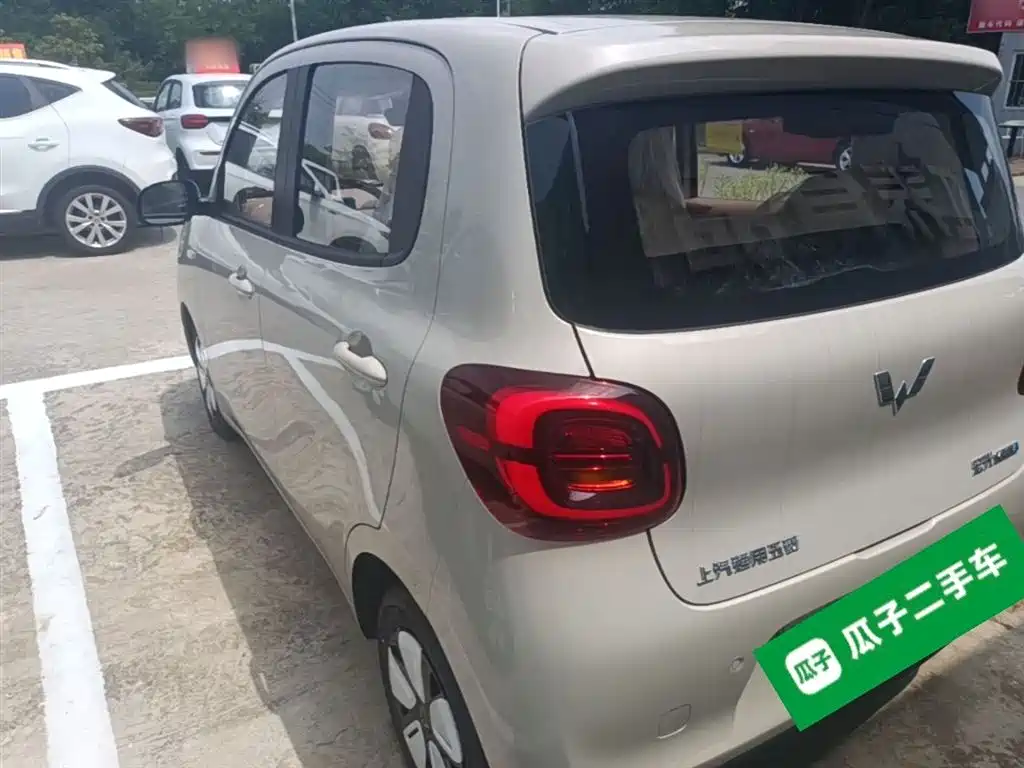 Wuling Motors Hongguang MINIEV 2026 2025 4-Door Advanced