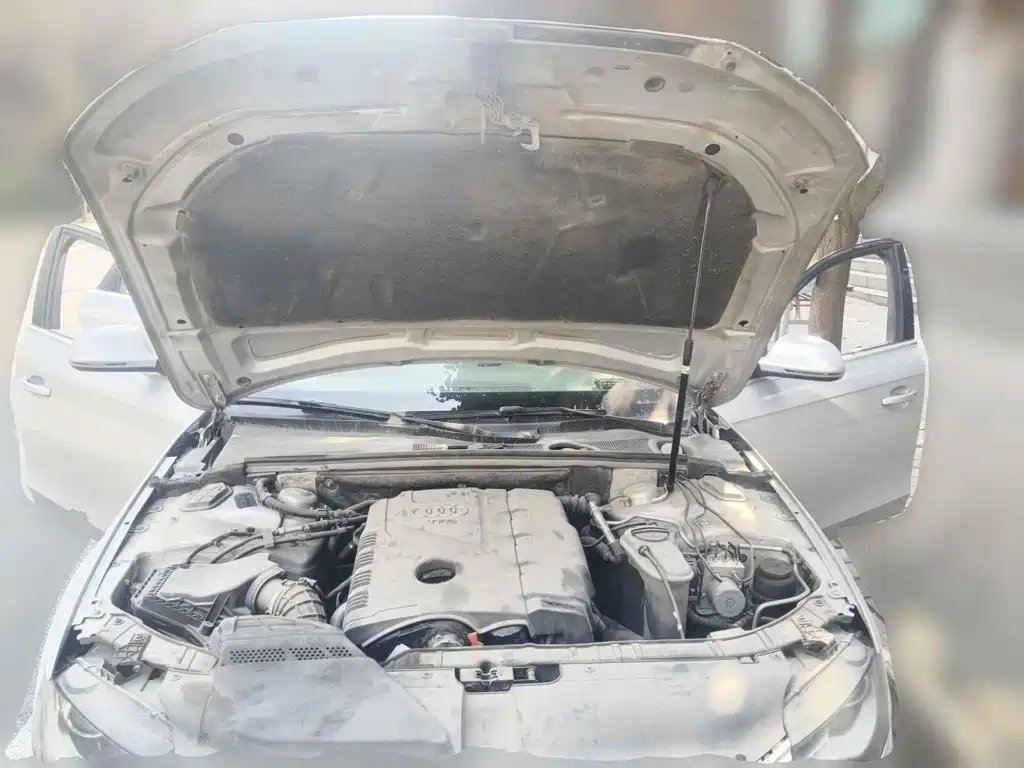 Photo 3 - Audi A4L