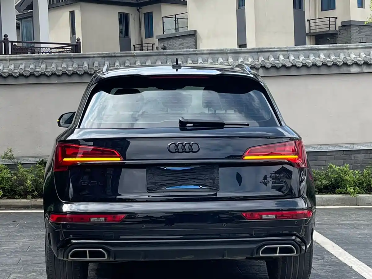Audi Q5L 2023 40T Luxury Dynamic фото 8