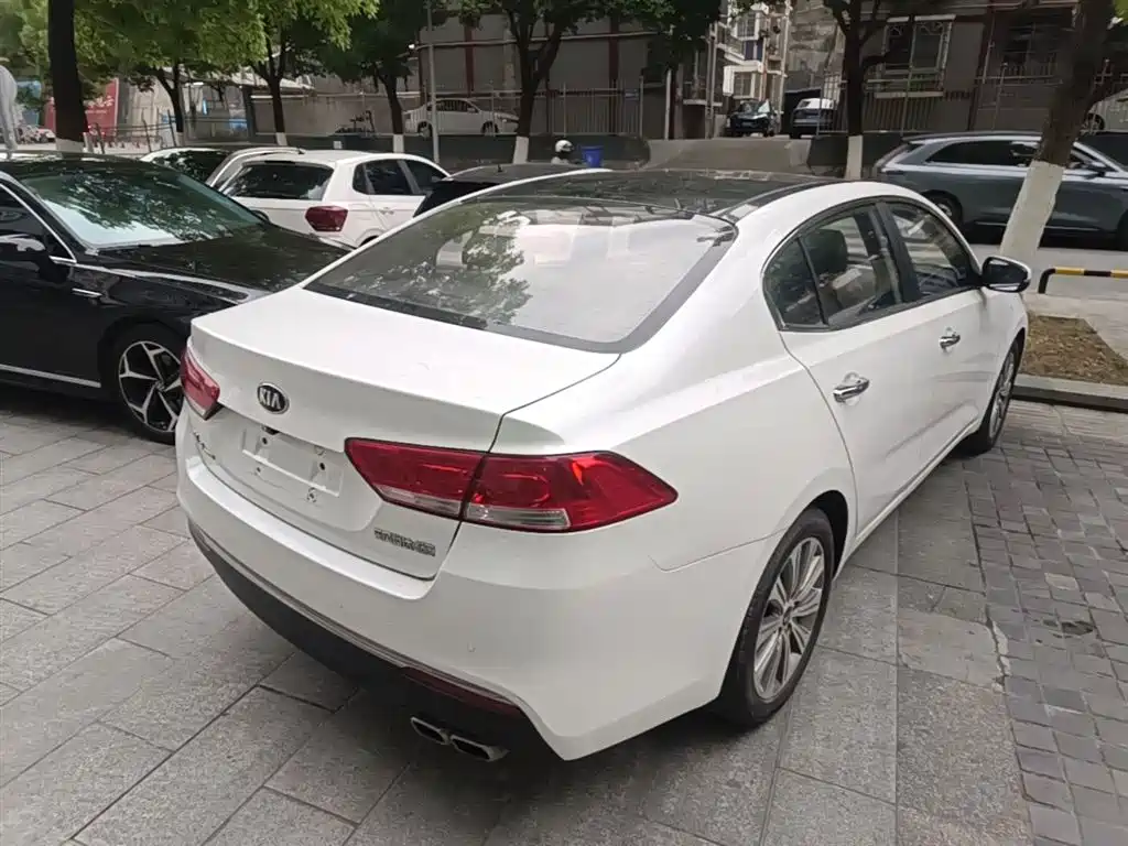 Kia K4 2015 1.8L Automatic GLS Special фото 7