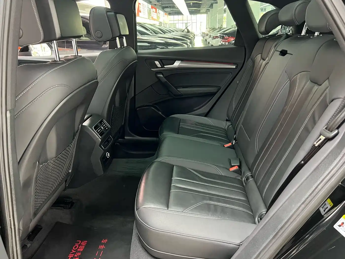 Audi Q5L 2023 40T Luxury Dynamic фото 10