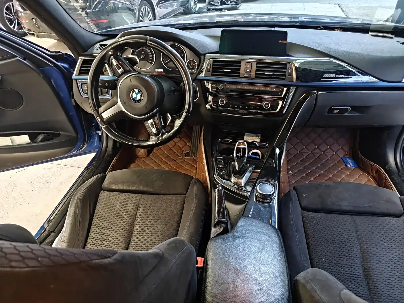 BMW 3 Series 2016 320Li Progressive фото 8