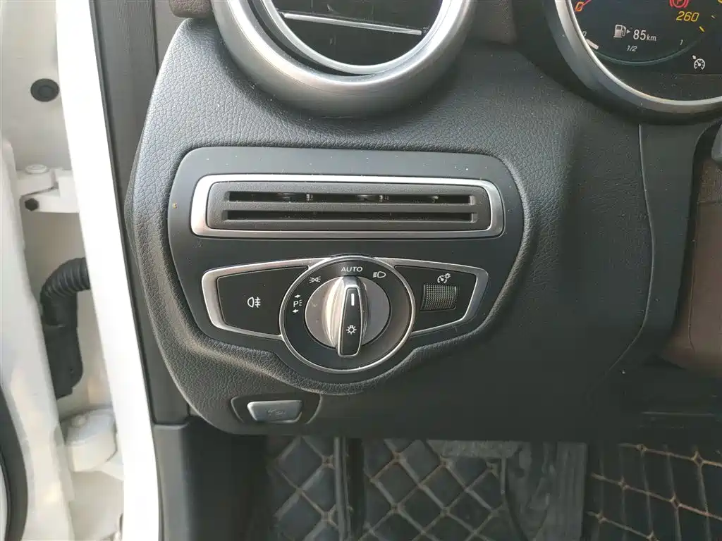 Mercedes-Benz GLC 2021 GLC 260 L 4MATIC Luxury фото 20