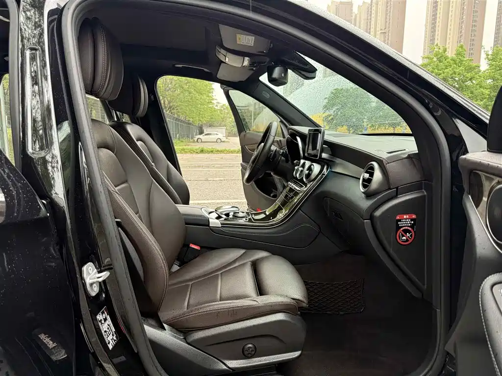 Mercedes-Benz GLC 2019 GLC 260 L 4MATIC Dynamic фото 15
