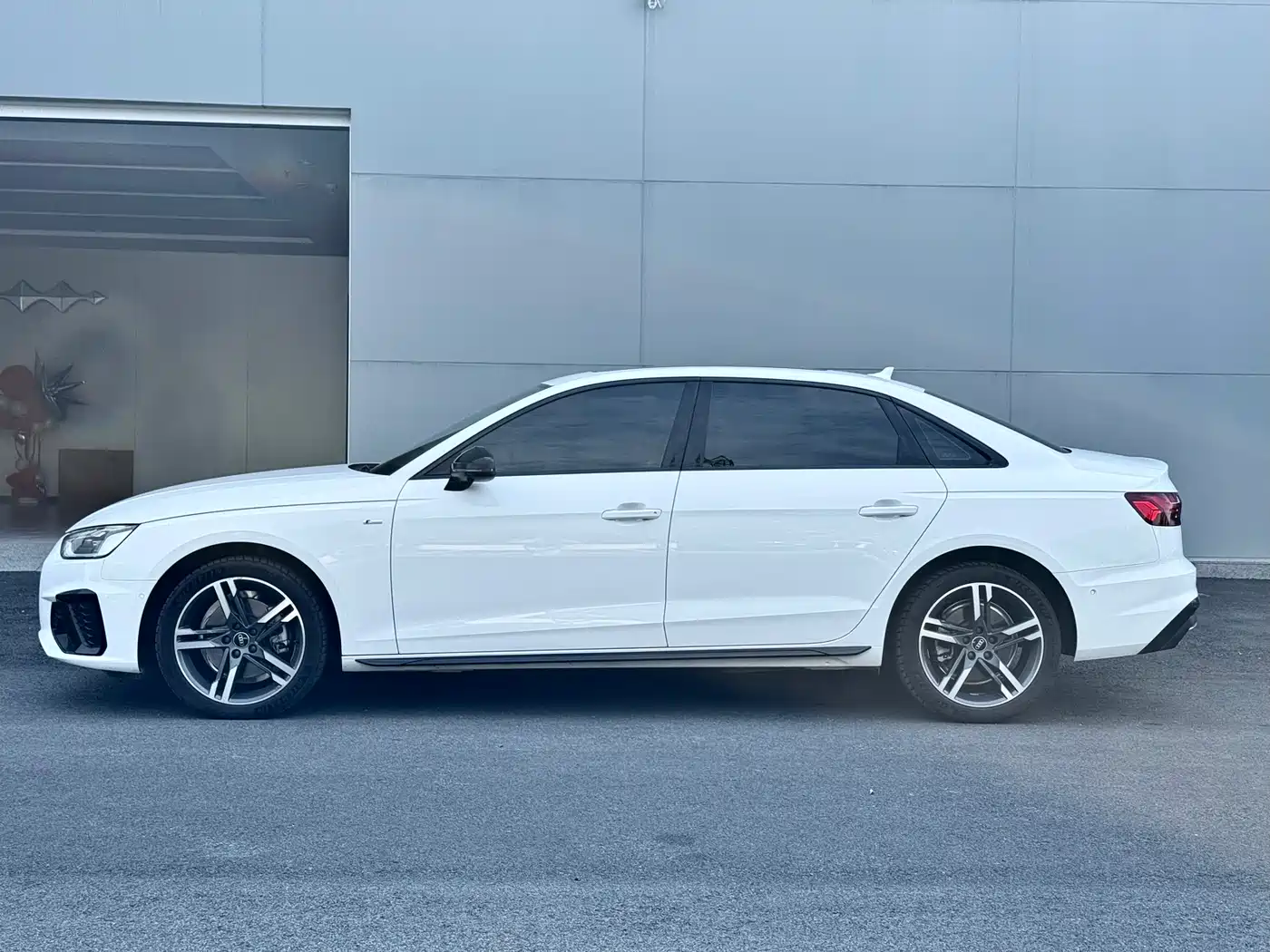 Audi A4L 2020 40 TFSI Fashion Dynamic Edition фото 4