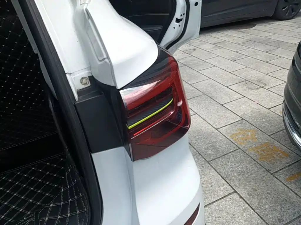 Roewe RX5 2022 2021 PLUS 330TGI Automatic China-Chic Smart Edition