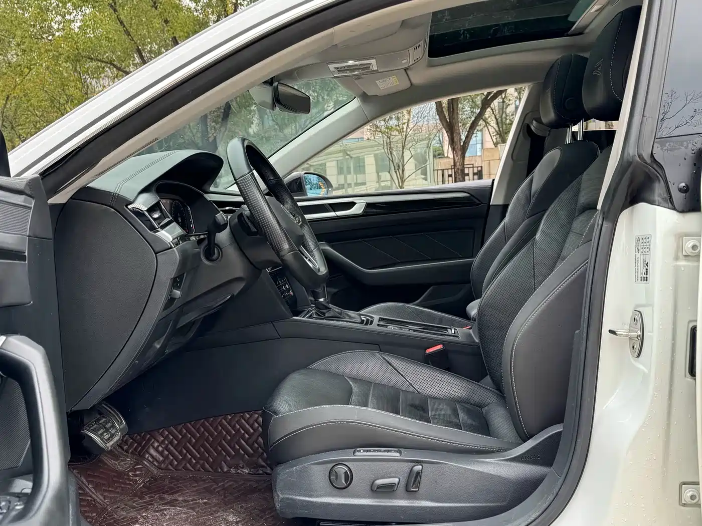 Volkswagen FAW-Volkswagen CC 2021 380TSI Eye-catching Edition фото 8