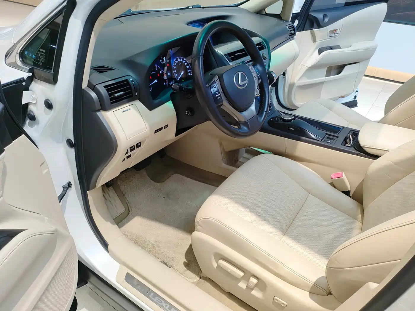 Lexus RX Classic 2012 270 Elegance фото 9