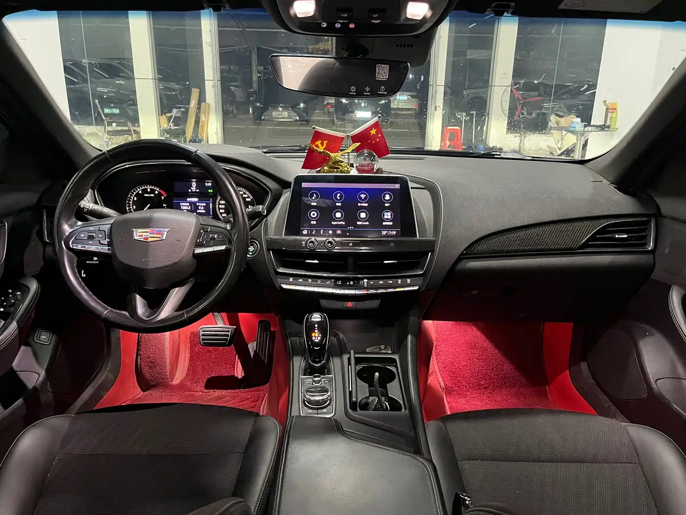 Photo 4 - Cadillac CT5