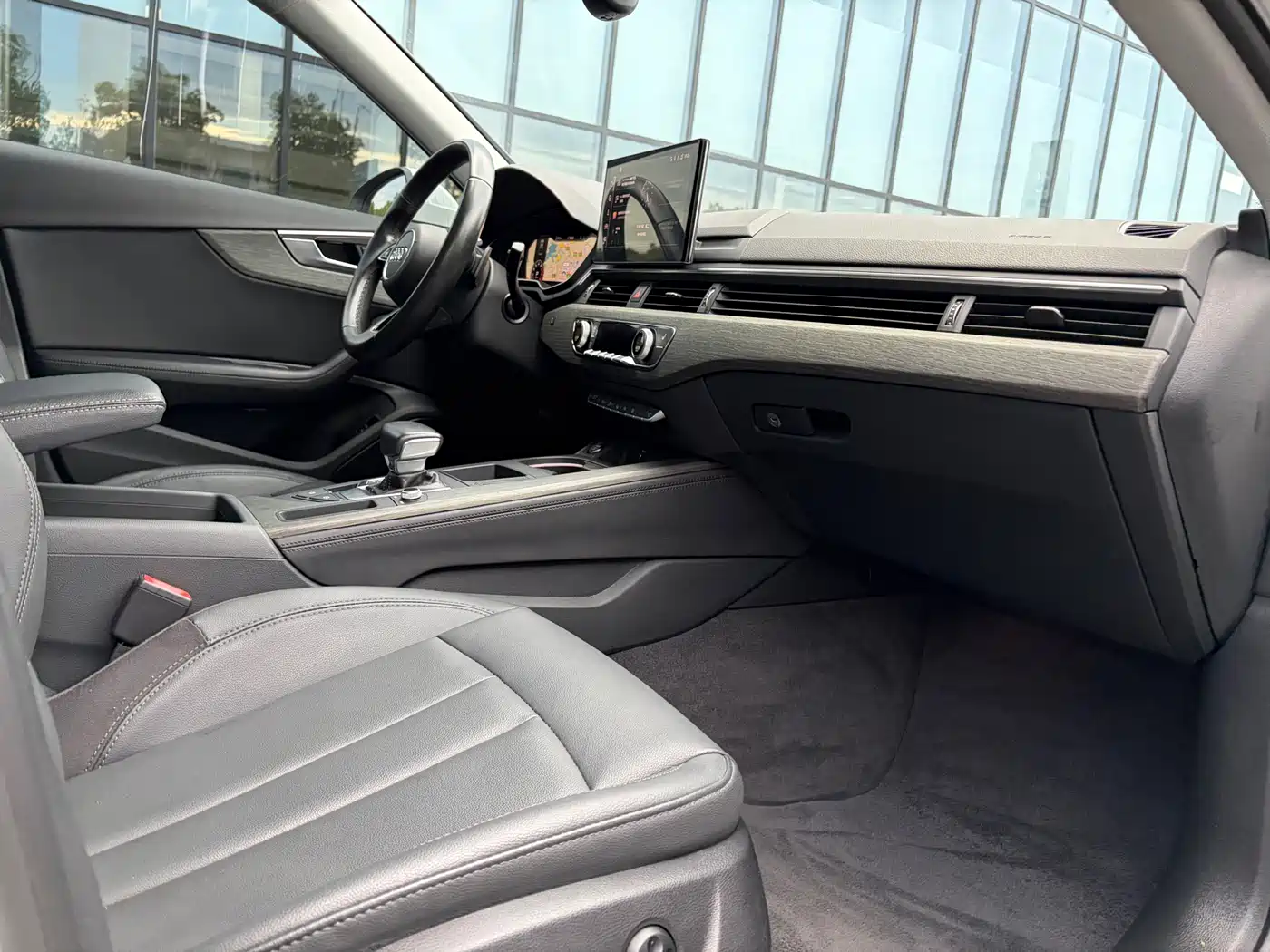 Audi A4L 2022 40 TFSI Luxury Elegance фото 12
