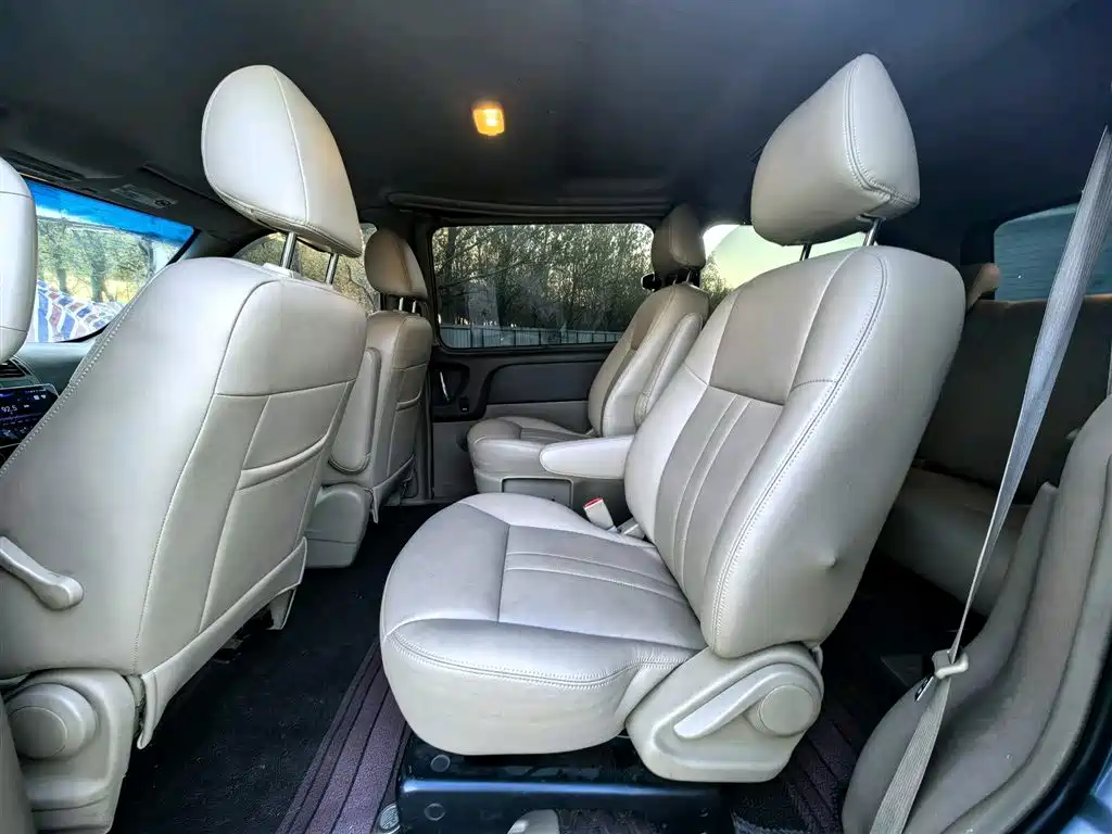 Buick GL8 2013 2.4L Comfort Edition фото 11