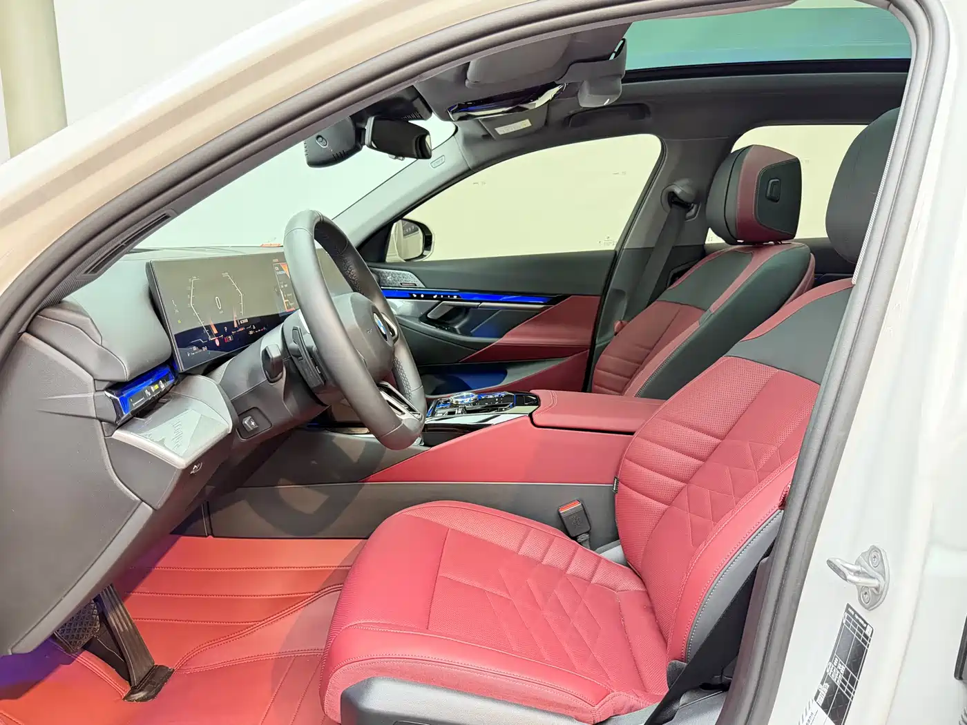 BMW 5 Series 2024 530Li Premium M Sport Package фото 10
