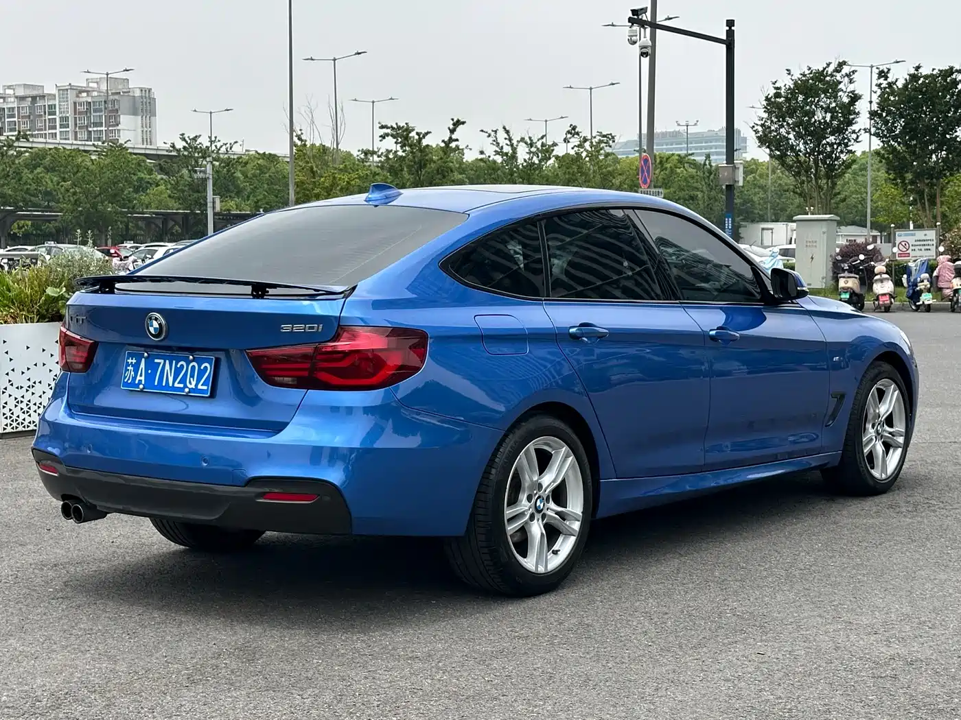 BMW 3 Series GT 2019 320i M Sport Package фото 5