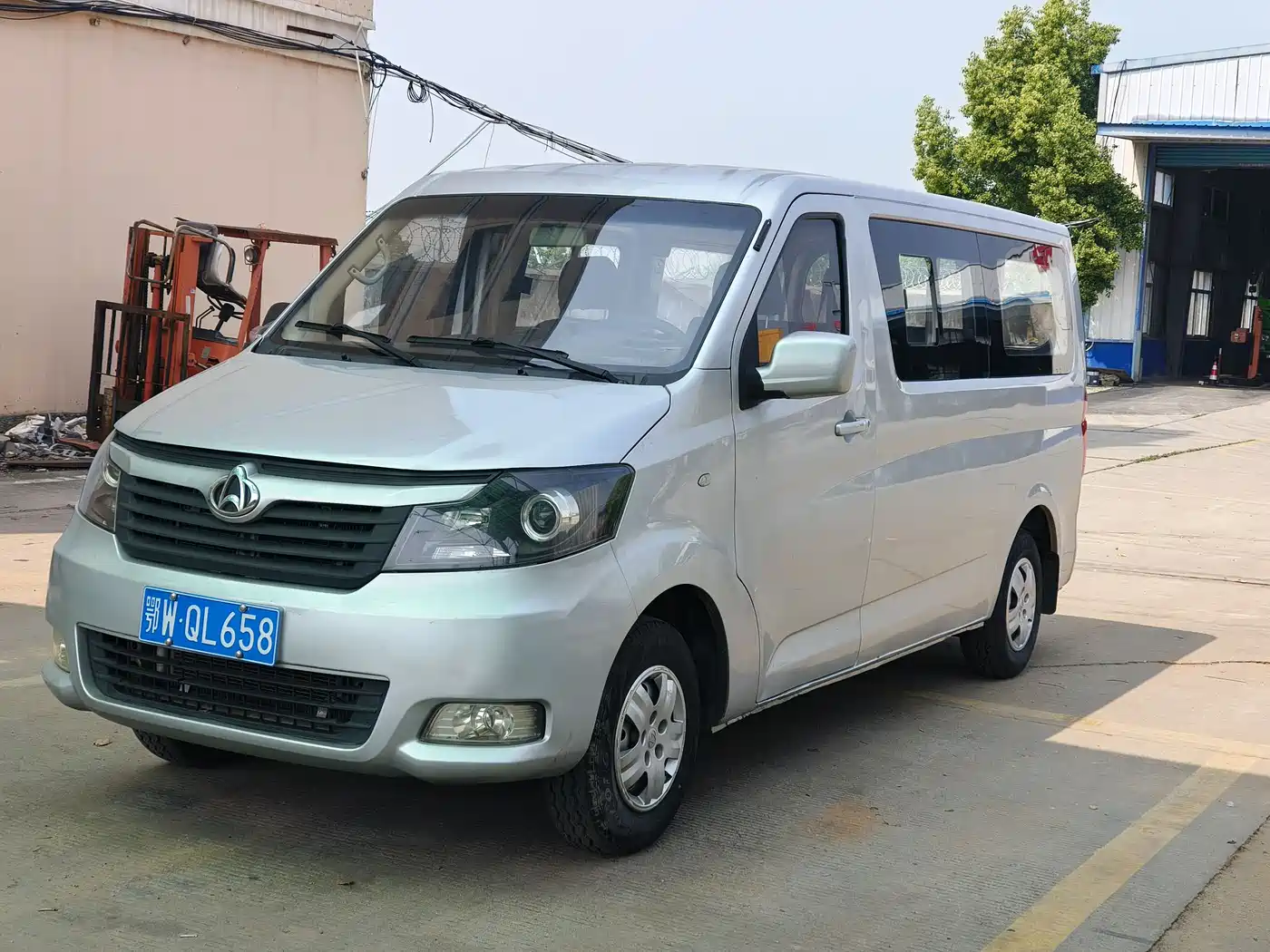 Changan Kaicheng Changan Ruixing M70 2021 2019 1.5L Comfort Version China VI 6-seater Flat Roof Tailgate DAM15KL
