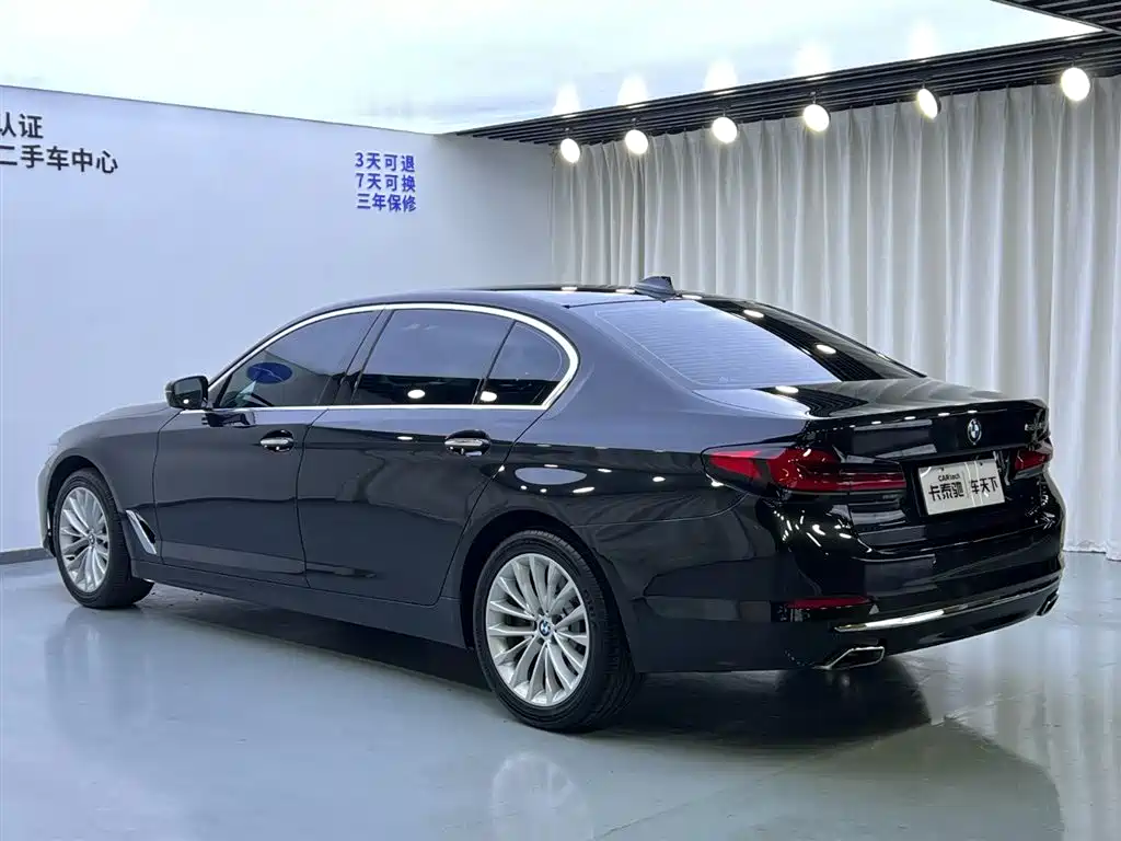 BMW 5 Series 2019 525Li Luxury Package фото 5