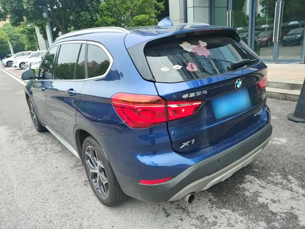 BMW X1 2019 sDrive18Li Premium Model фото 5