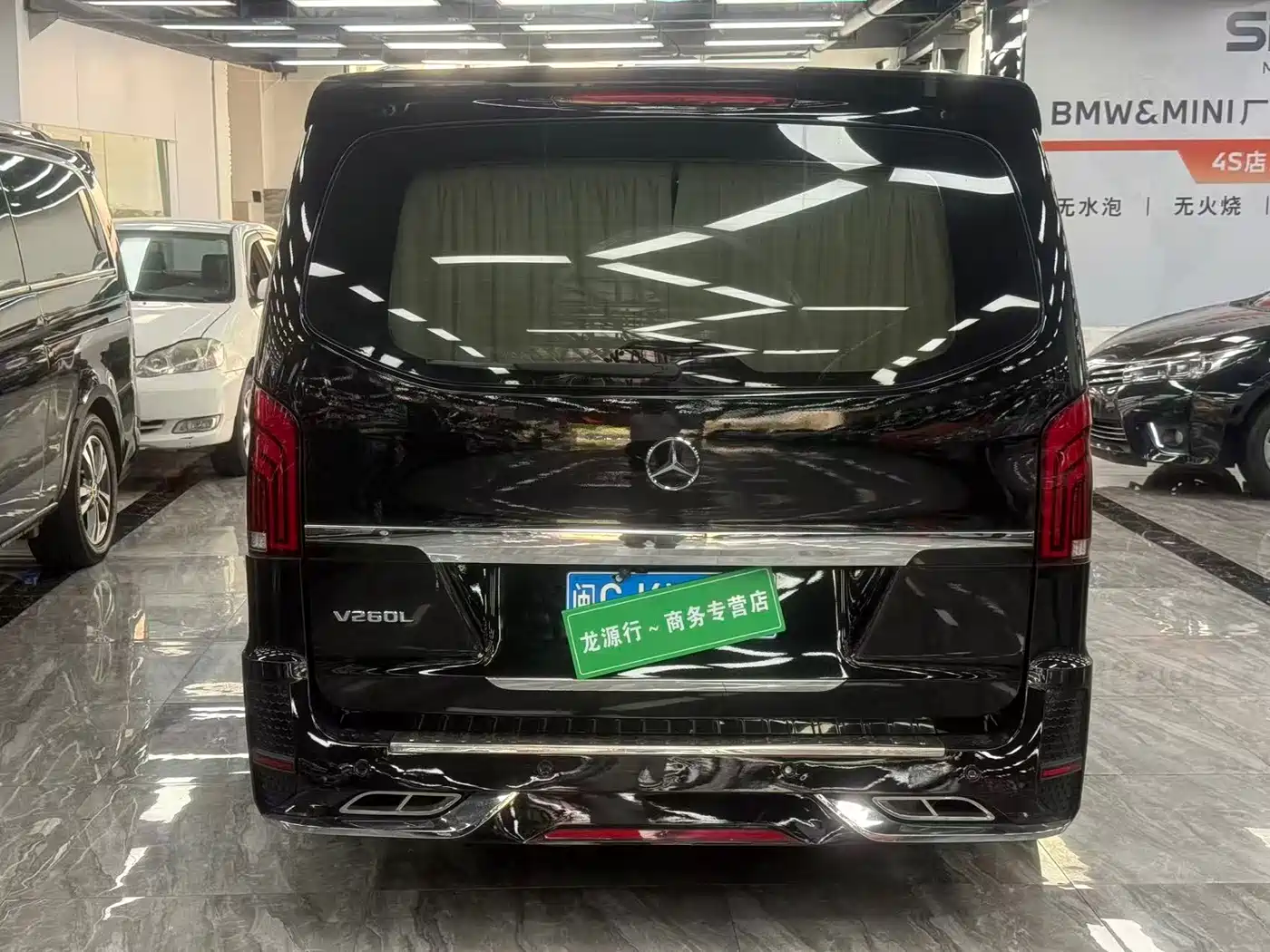 Mercedes-Benz Vito 2021 2.0T Elite 7-Seater фото 9