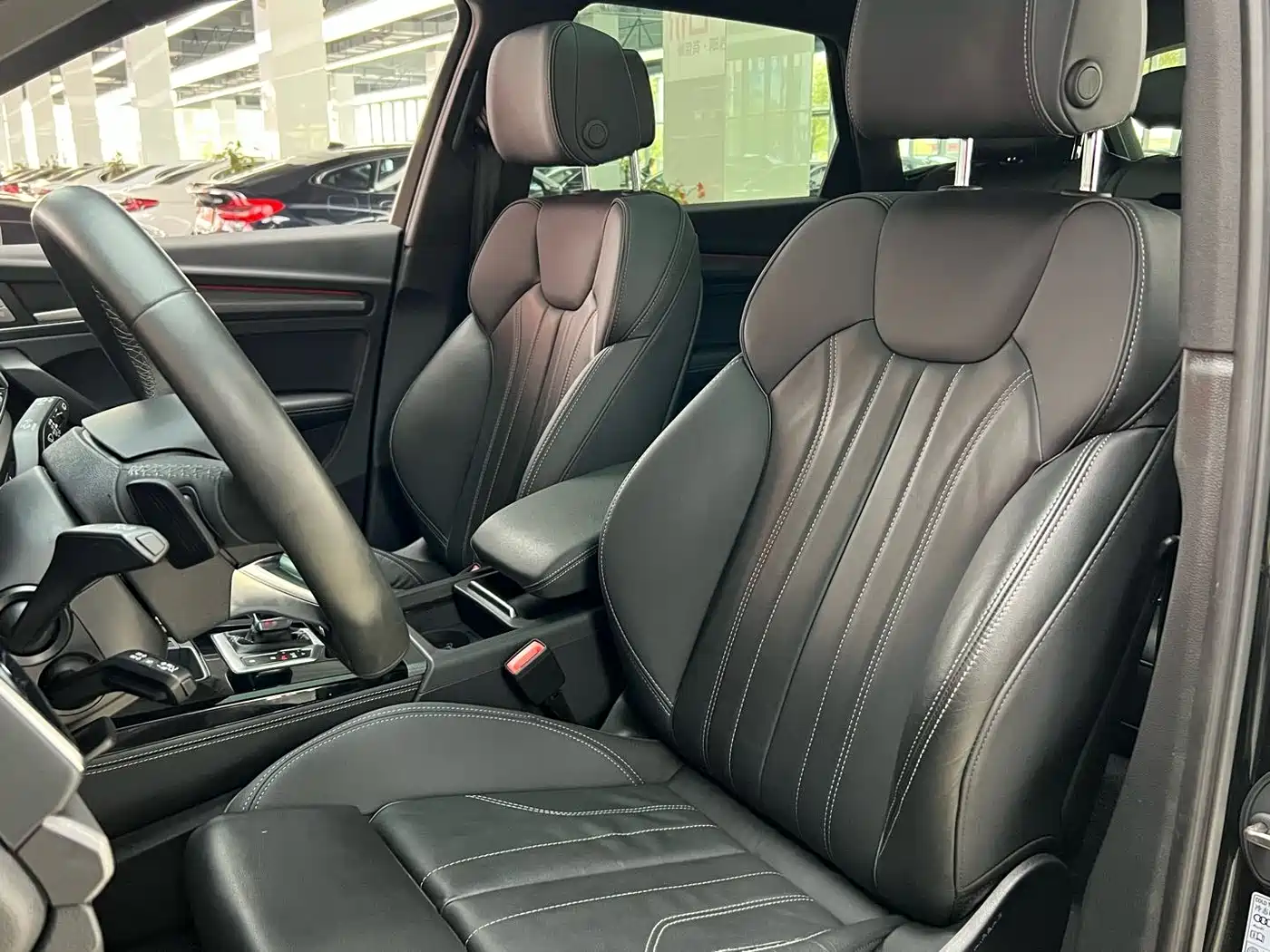 Audi Q5L 2023 40T Luxury Dynamic фото 9