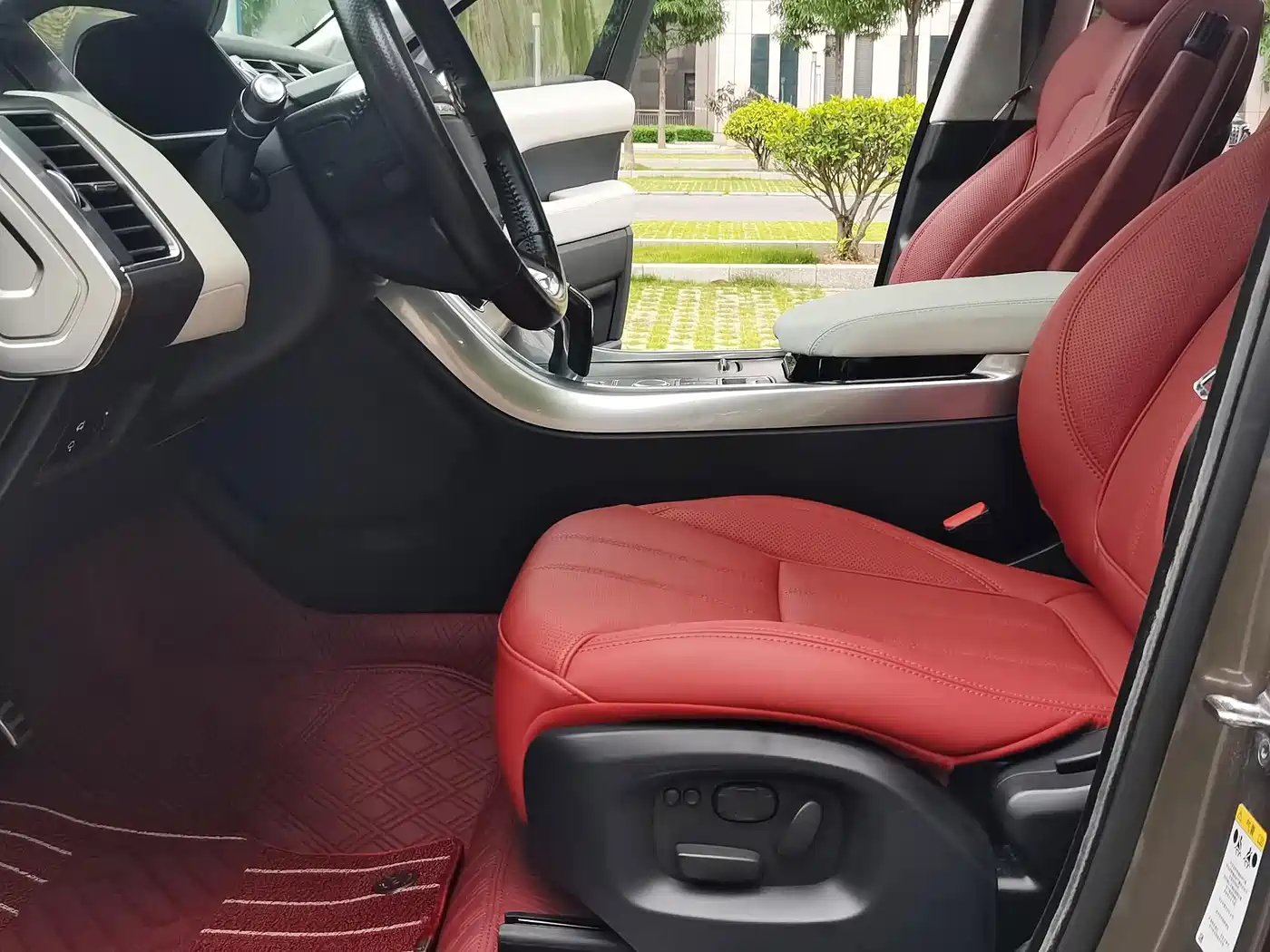 Land Rover Range Rover Sport 2014 3.0 SC V6 HSE DYNAMIC фото 5
