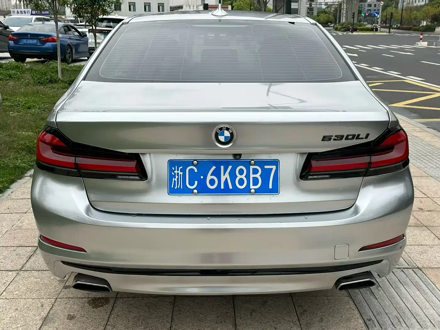 BMW 5 Series 2018 525Li Luxury Package фото 8