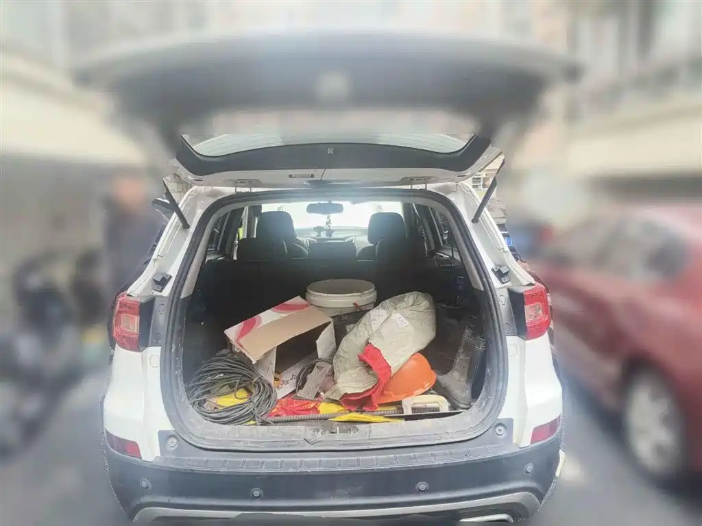 Photo 5 - Changan CS75